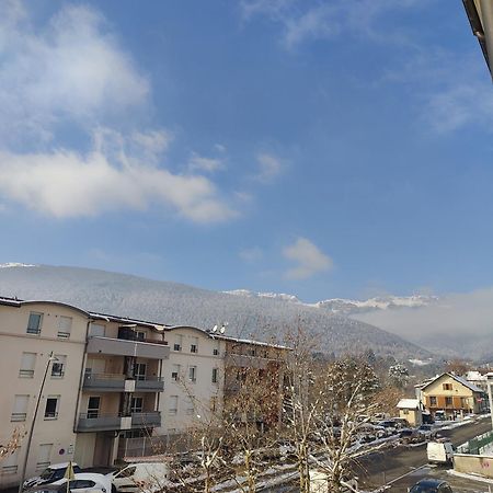 Luxury Apartment «Le Jurassien», Gex-Geneve Cessy Екстер'єр фото