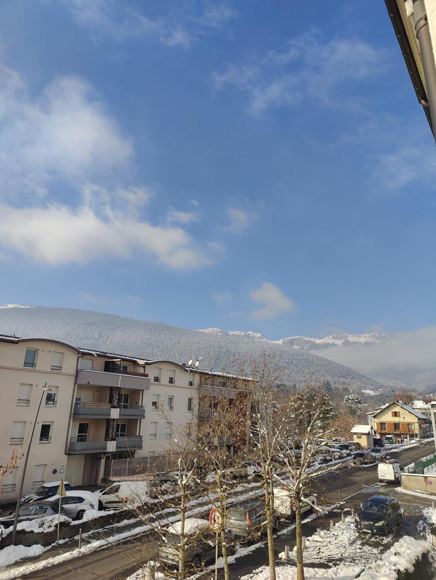 Luxury Apartment «Le Jurassien», Gex-Geneve Cessy Екстер'єр фото